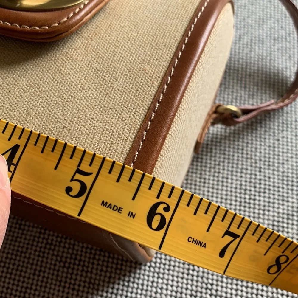 ModCloth Structured Box Purse - Picture 3 of 10